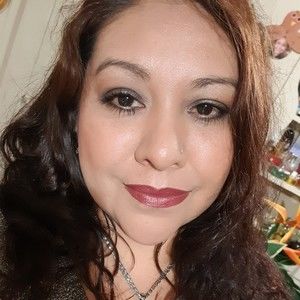 Meet your Posher, Vicky